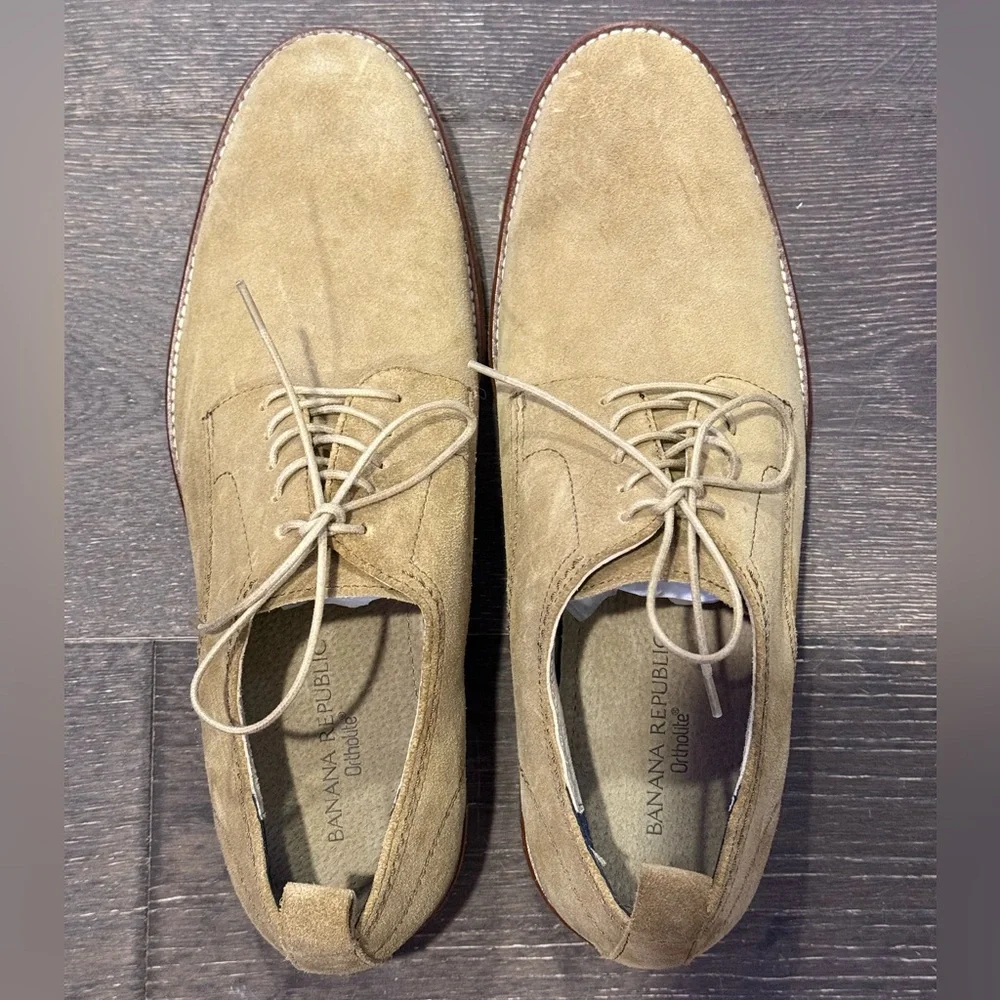 Banana Republic Shoes Size 10
